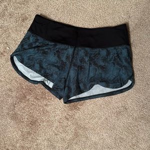 Vuori Rise & Shine Short